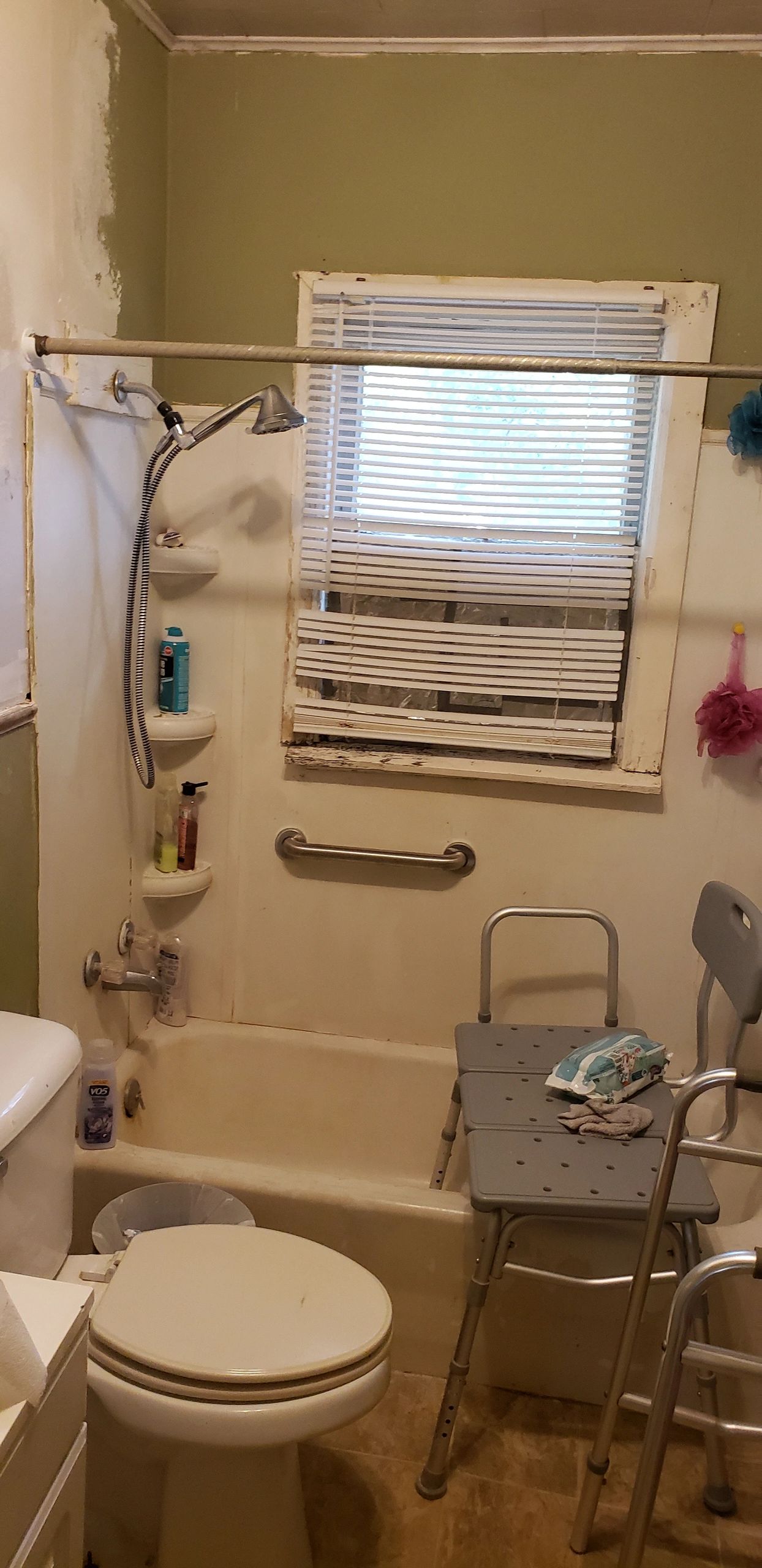 Bathroom before prior repair work